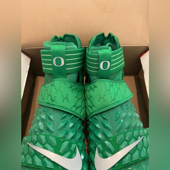Size 16 Nike Force Savage Elite 2 Football Cleats Oregon Ducks PE Apple Green main image 7